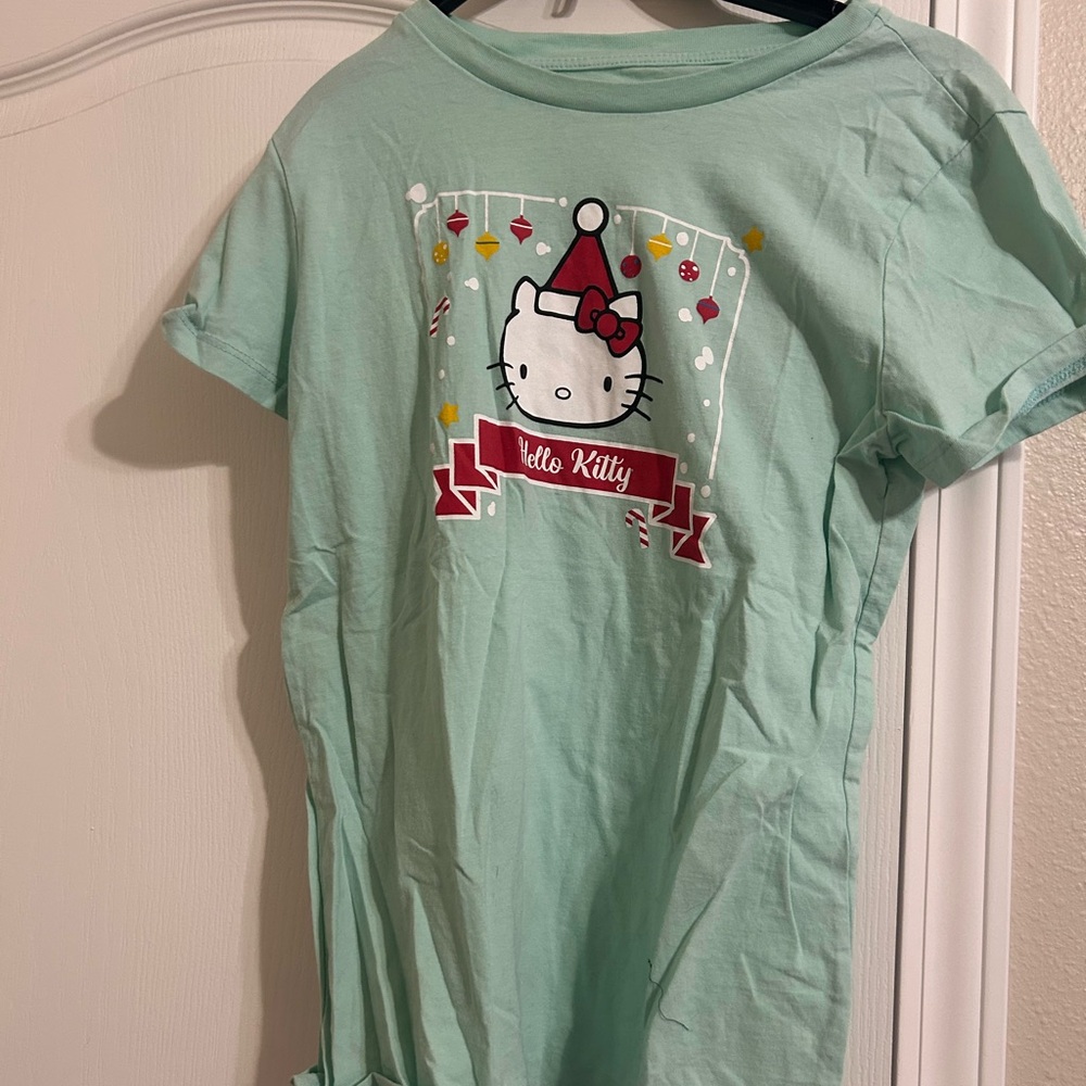 Hello Kitty Unique Vintage Mint Tee